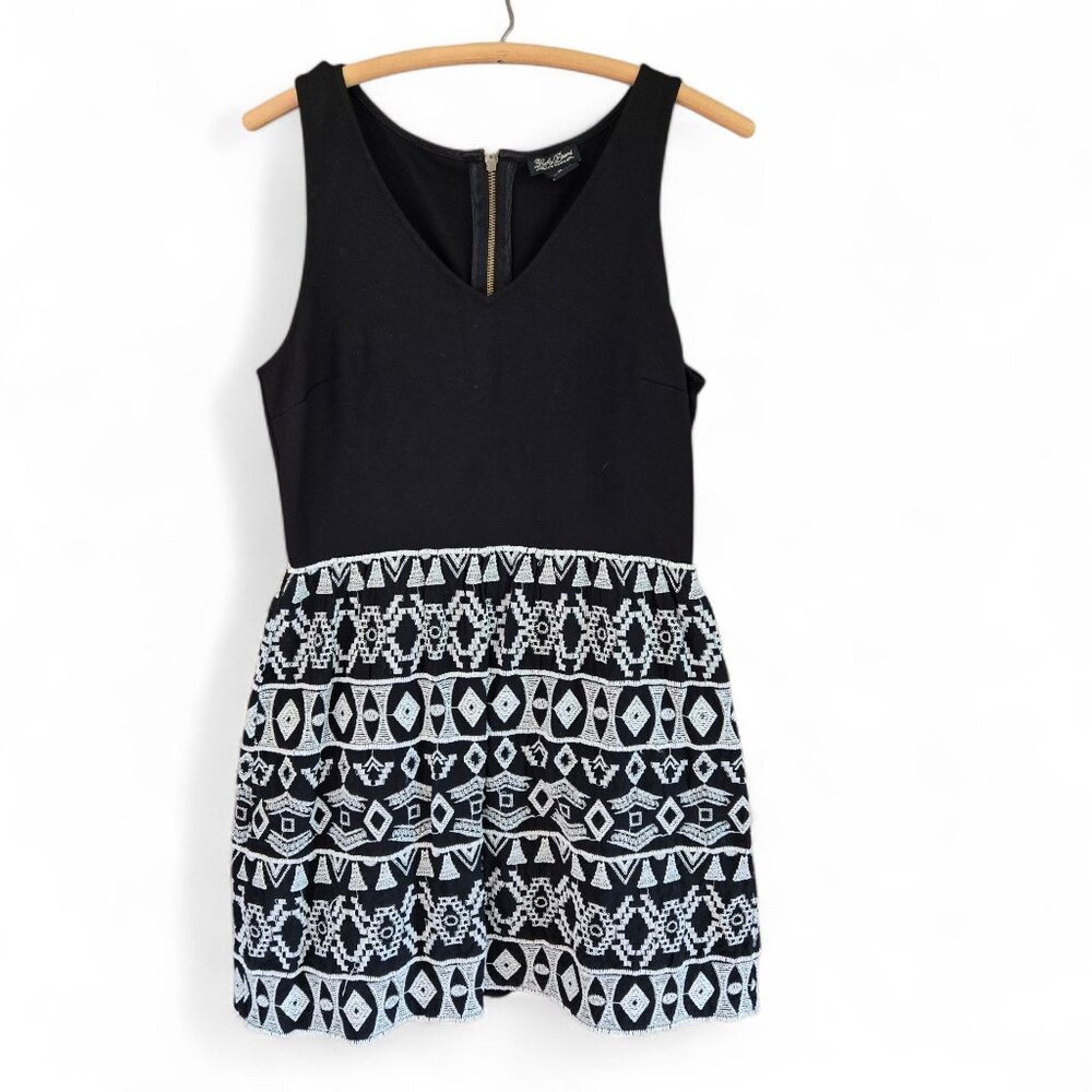 Lucky Brand Womens Sleeveless Knit Dress Black & Ivory Geometric Embroidery M